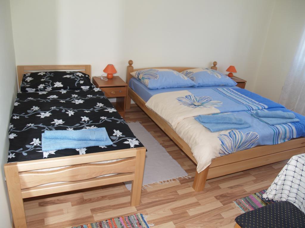 Rooms Zigic Korenica Quarto foto